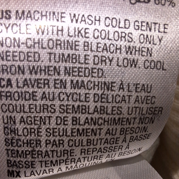 An INC International Concepts cream color turtleneck sweater in a women's XL.NWT - Picture 6 of 9